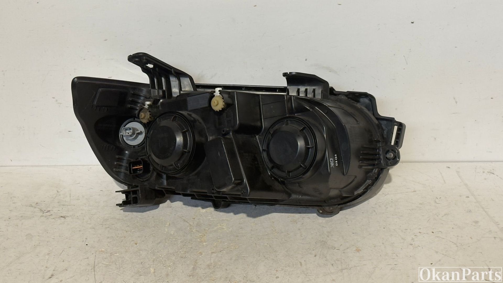 Chevrolet Aveo linker koplamp links, Info@fabrikant.eu, Fabrikantstraat 1
1000 AA  Amsterdam, NL, Ophalen of Verzenden, Fabrikant BV