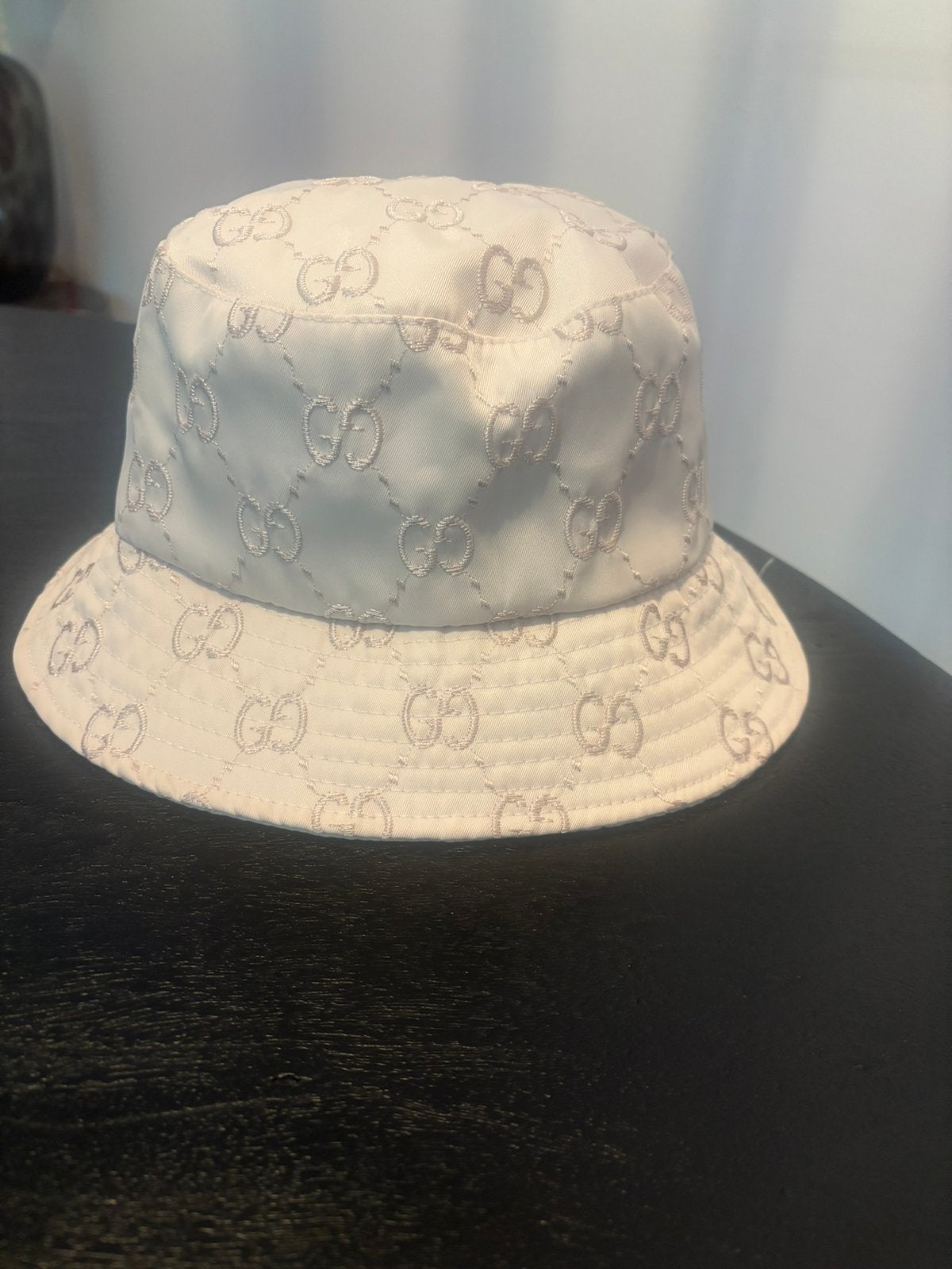 Gucci bucket hat/ vissershoedje, Ophalen of Verzenden, Zo goed als nieuw, One size fits all