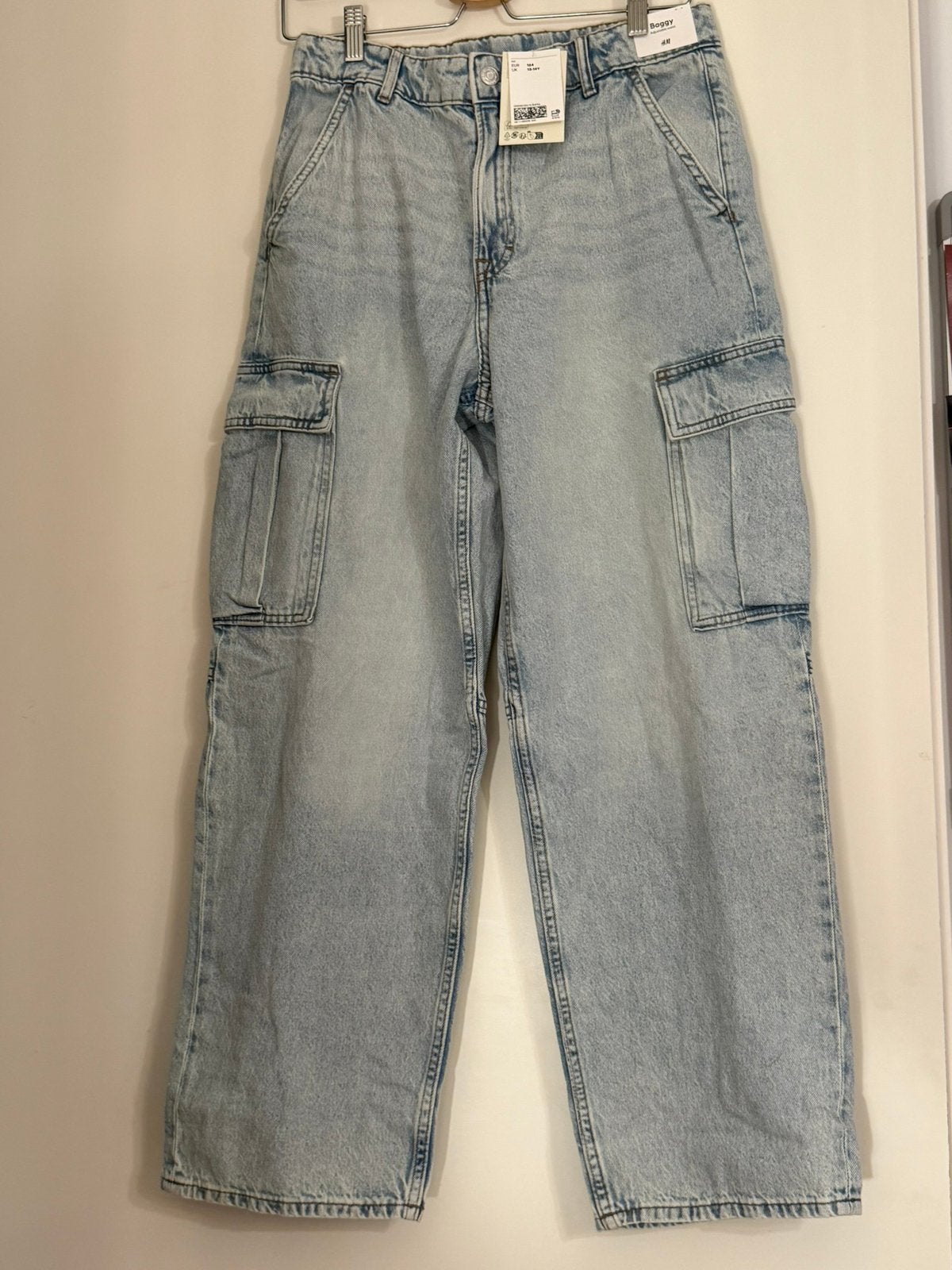 Mooie spijkerbroek kind van Zara Nieuw!, Ophalen of Verzenden, Nieuw, Blauw, W30 - W32 (confectie 38/40)