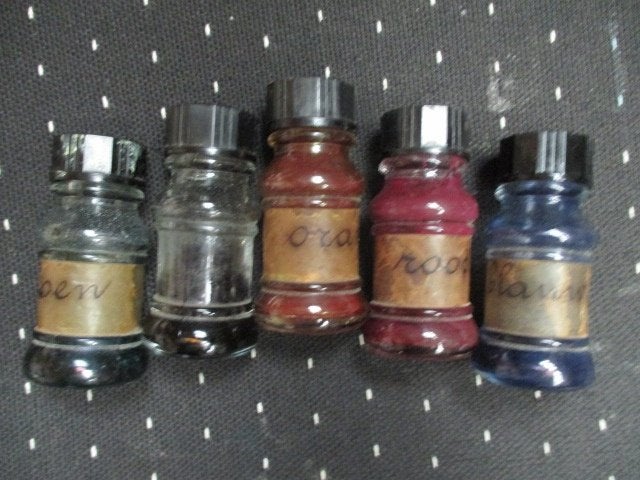 5 antieke inktpotjes, glas met bakeliet draaidop, Ophalen of Verzenden, Gebruikt