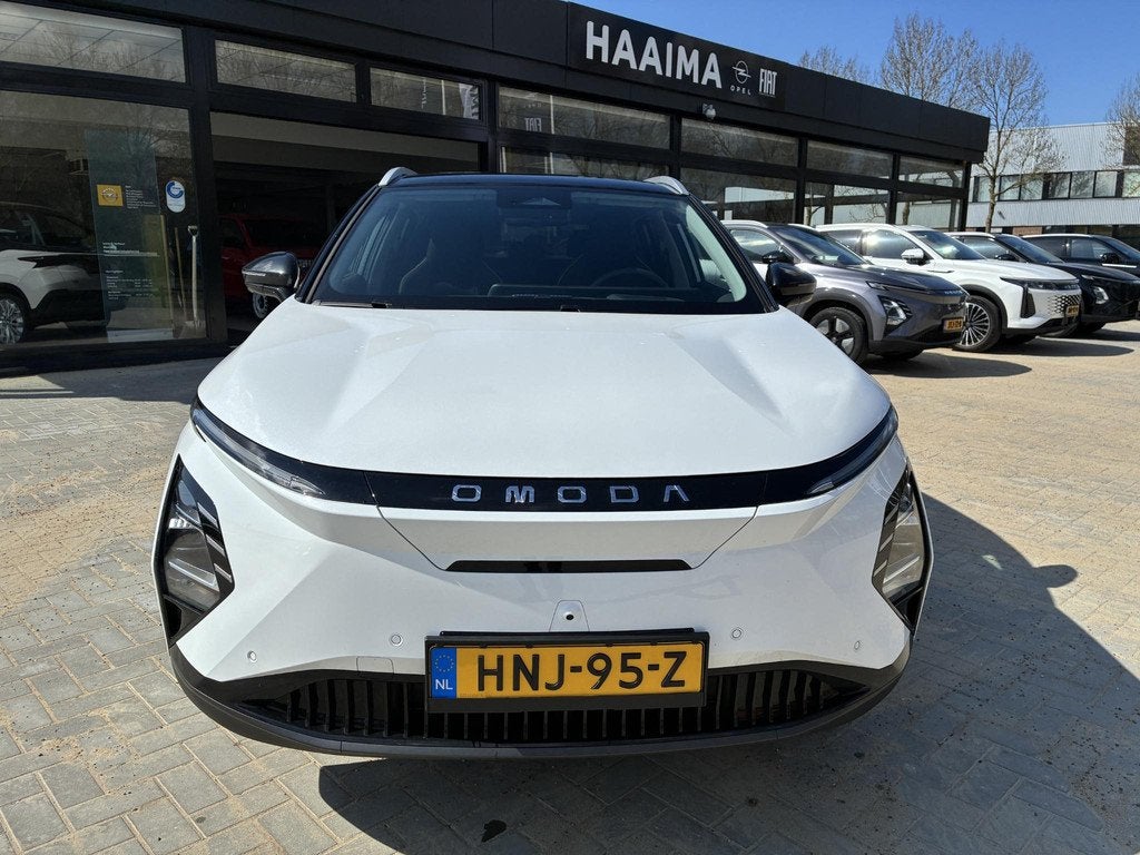 Omoda 5 EV Premium 61 kWh | ECC | Schuif/kanteldak | Keyless, Auto's, Overige Auto's, 402 km, Gebruikt, 33 min, Wit