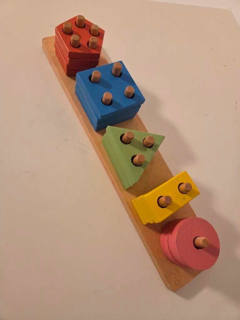 Houten vormenstoof, Kinderen en Baby's, Speelgoed | Houten speelgoed, Ophalen of Verzenden, Gebruikt, Overige typen