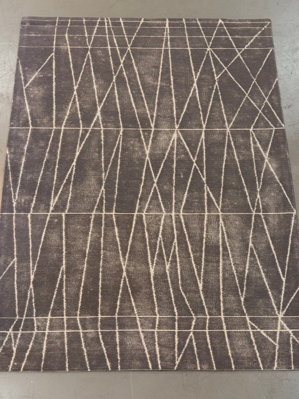 Vloerkleed modern grijs 160x230cm sample, Interieur05, Douwe Tammingaweg 34, Ophalen of Verzenden, Grijs