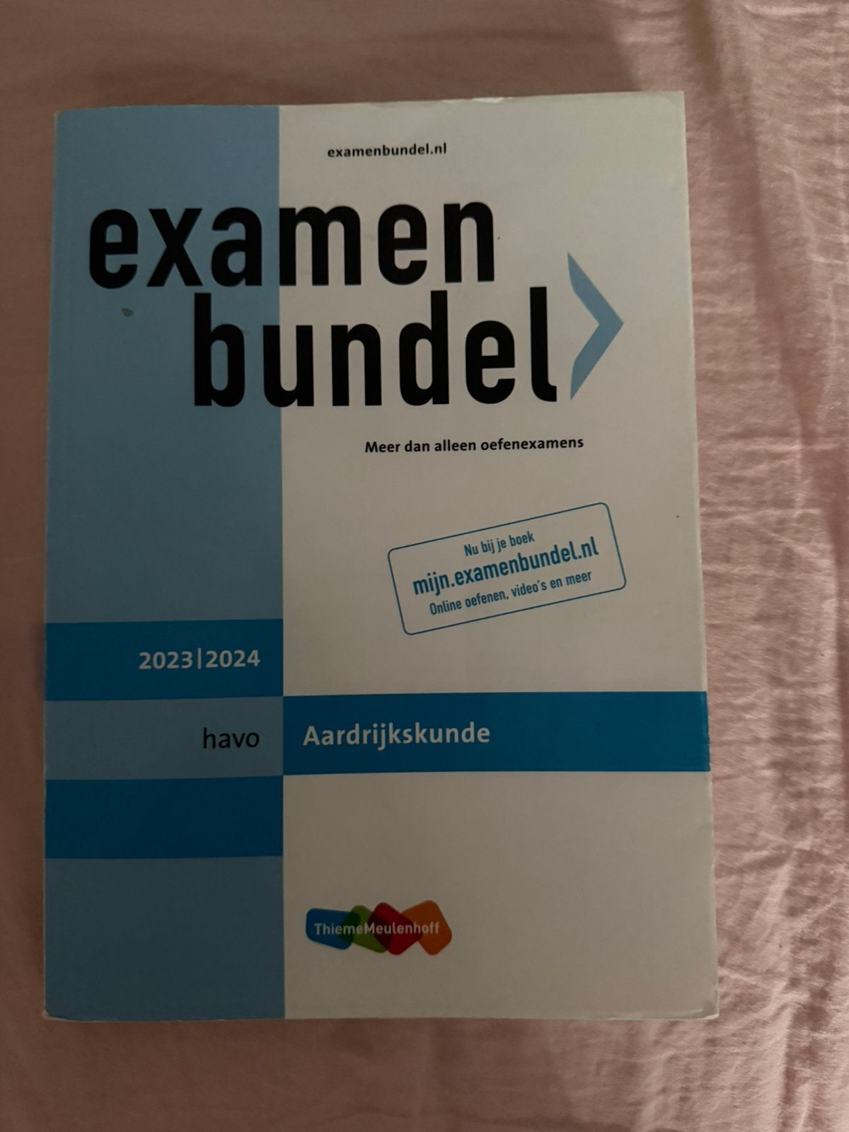 Examenbundel en samenvatting Aardrijkskunde, Ophalen, Zo goed als nieuw, HAVO, Aardrijkskunde