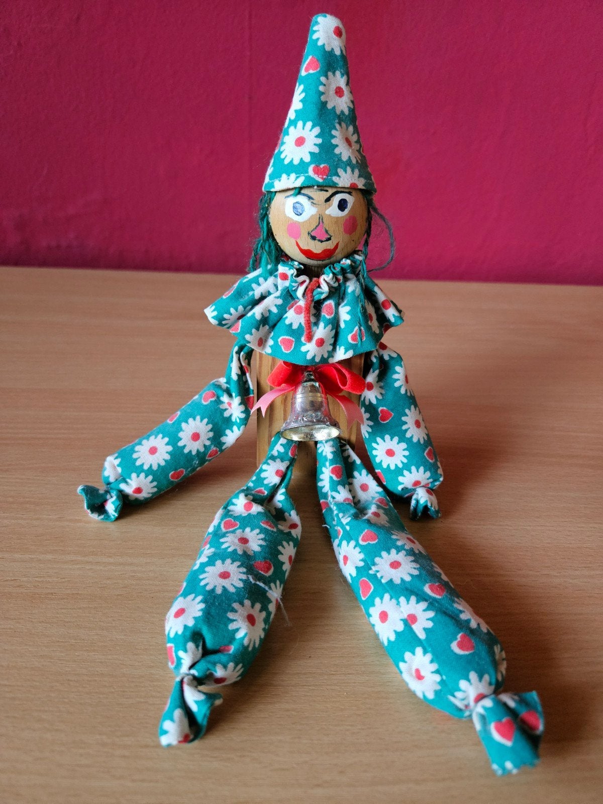 Clown pop met houten lichaam, Verzamelen, Poppen, Ophalen of Verzenden, Gebruikt, Pop