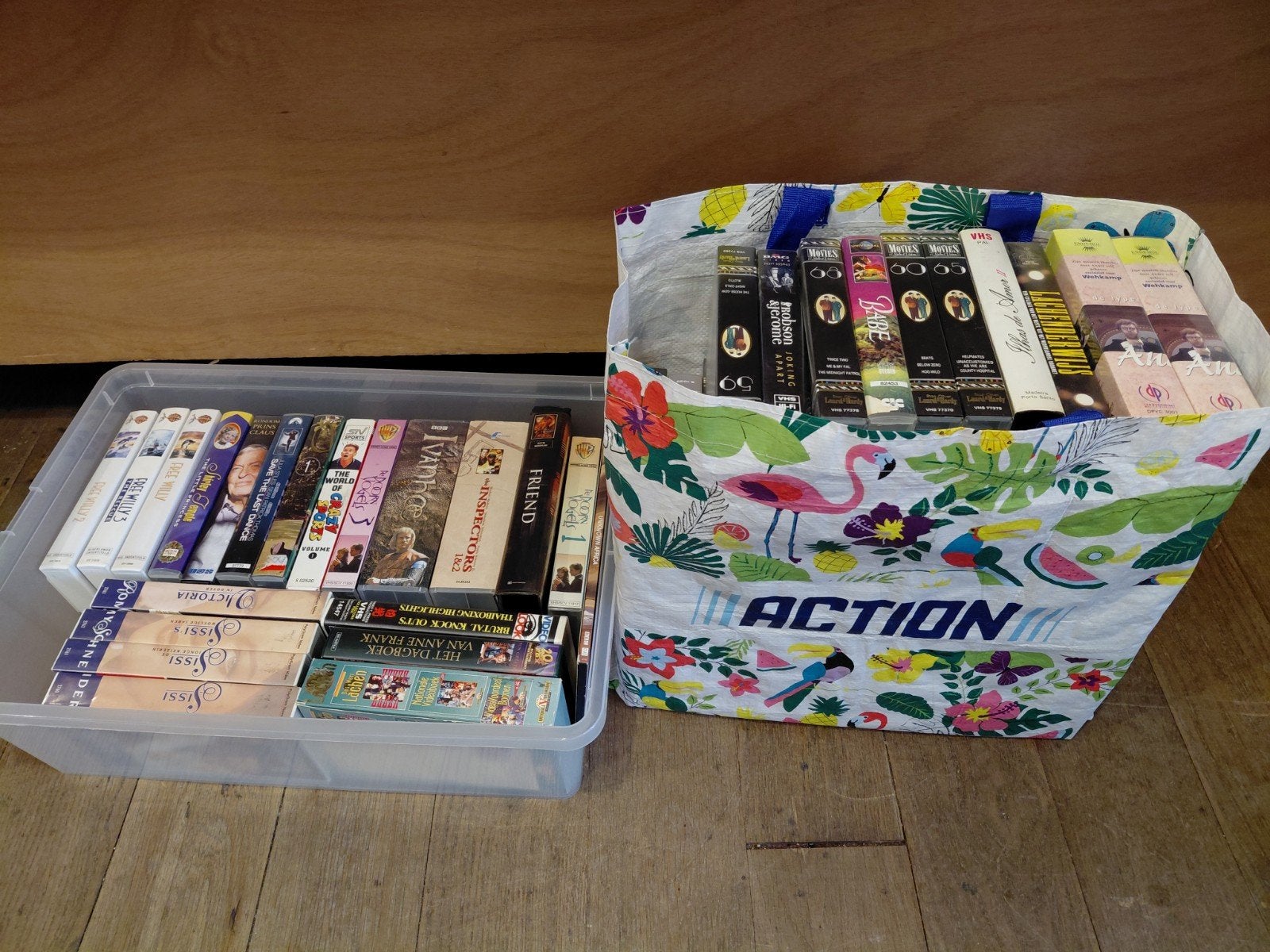 Ruim 50 VHS videobanden, Alle leeftijden, Ophalen, Gebruikt, Overige genres