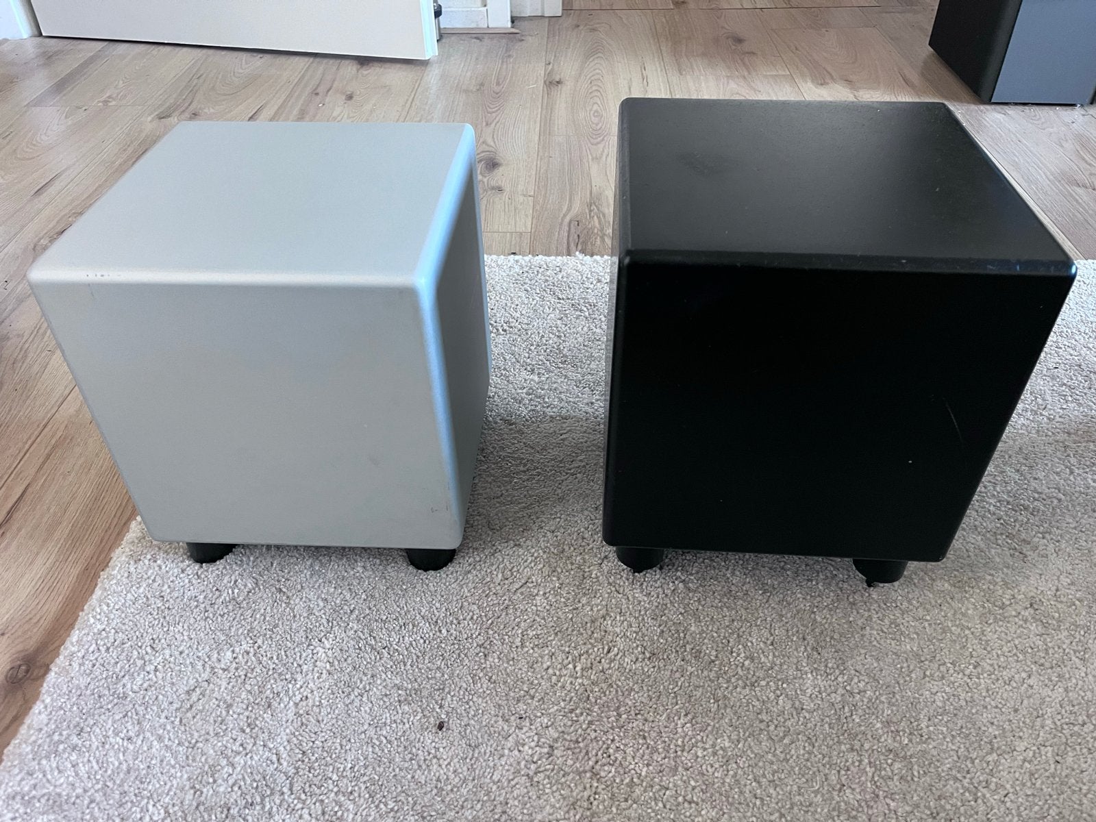 2x REL Quake Subwoofer - Legendarisch en in topstaat!, Inclusief kabels, Subwoofer, Zo goed als nieuw, Ophalen