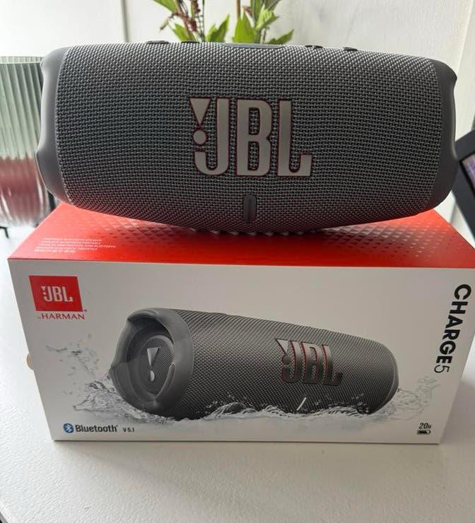 Jbl charge 5 zilver, Audio, Tv en Foto, Luidsprekers, JBL, Overige typen, Ophalen of Verzenden, Zo goed als nieuw