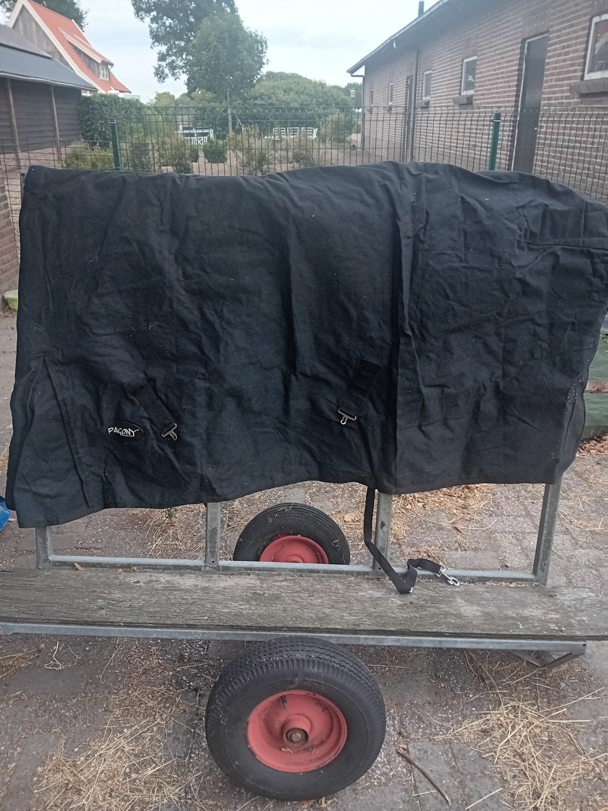 Zeer goede/stevige paarden deken te koop!, Full (L), Overige merken, Ophalen of Verzenden, Zwart