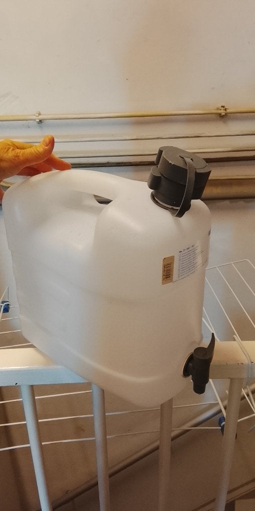 Gratis waterkan camping, Ophalen, Zo goed als nieuw