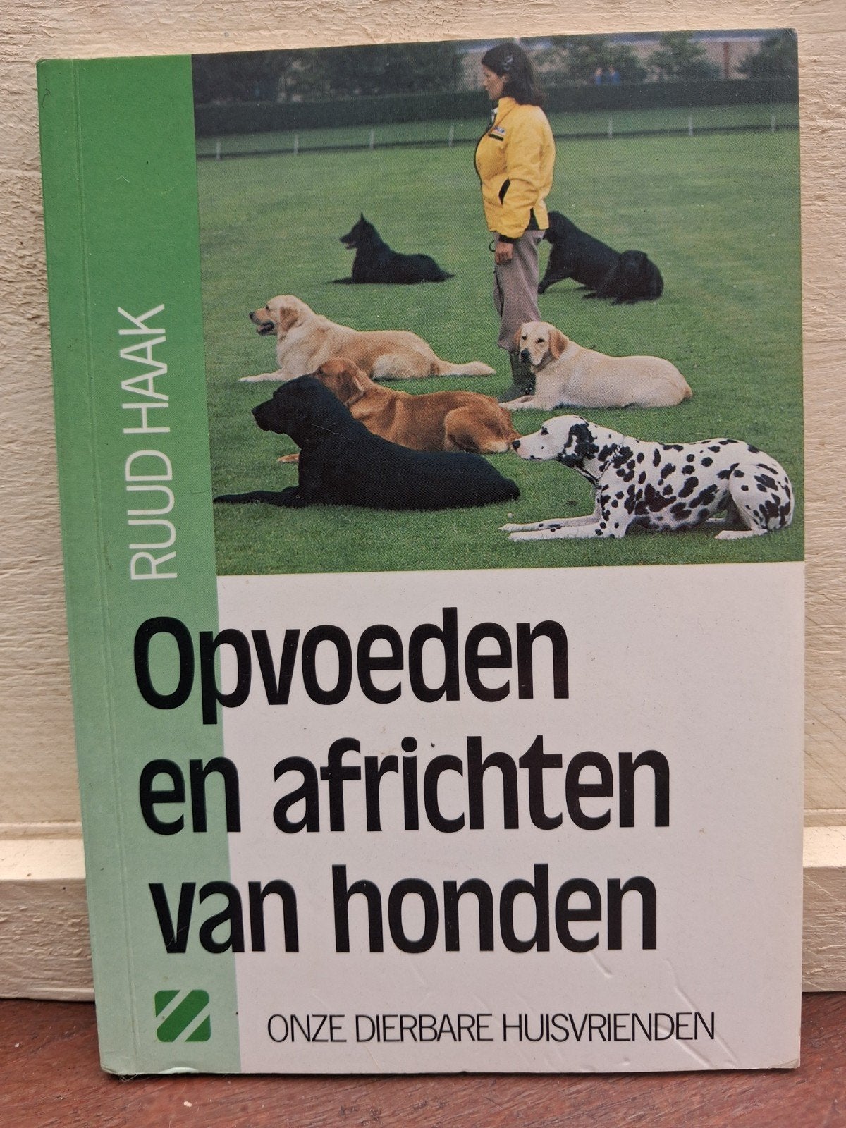 Opvoeden en africhten van honden - Ruud Haak, Ophalen of Verzenden, Honden, Ruud Haak