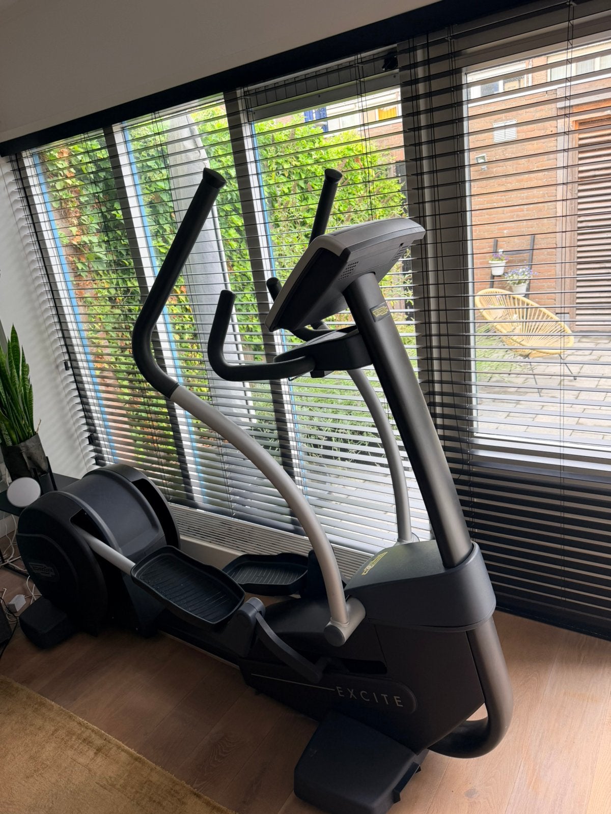 Technogym Excite Synchro 500, Ophalen, Zo goed als nieuw, Crosstrainer