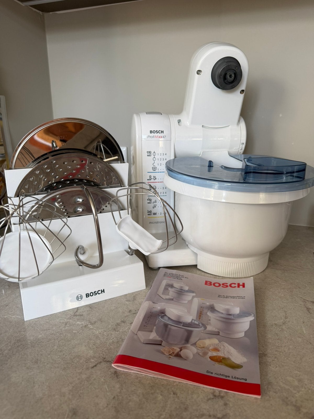 Bosch ProfiMixx 47 Keukenmachine (MUM4701) – Zeer compleet!, 2 tot 3 liter, Ophalen, Gebruikt, 3 snelheden of meer