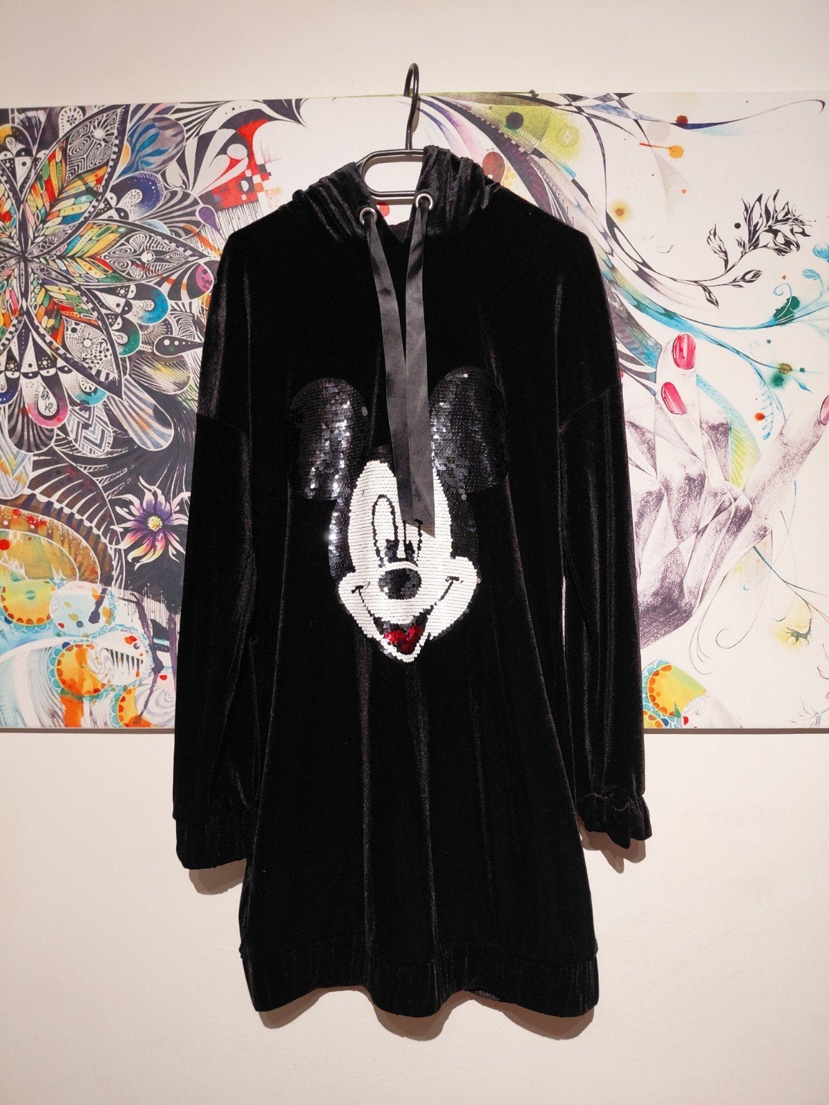 Mooie Disney trui Mickey en Minnie - Maat 34, Zwart, H&M Divided, Ophalen of Verzenden, Zo goed als nieuw