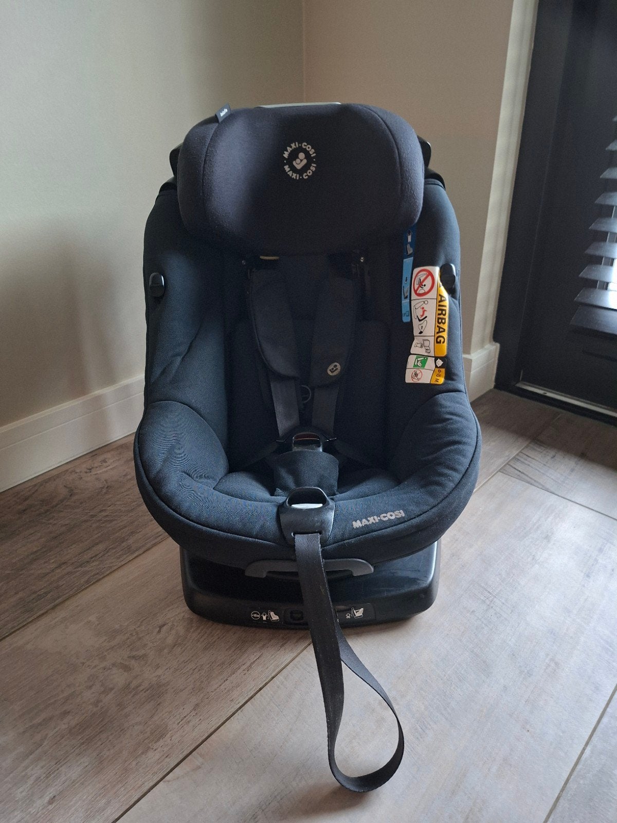 Maxi-Cosi AxissFix Autostoel - Draaibaar en Isofix Black, Kinderen en Baby's, Autostoeltjes, Ophalen, Verstelbare rugleuning, Gebruikt