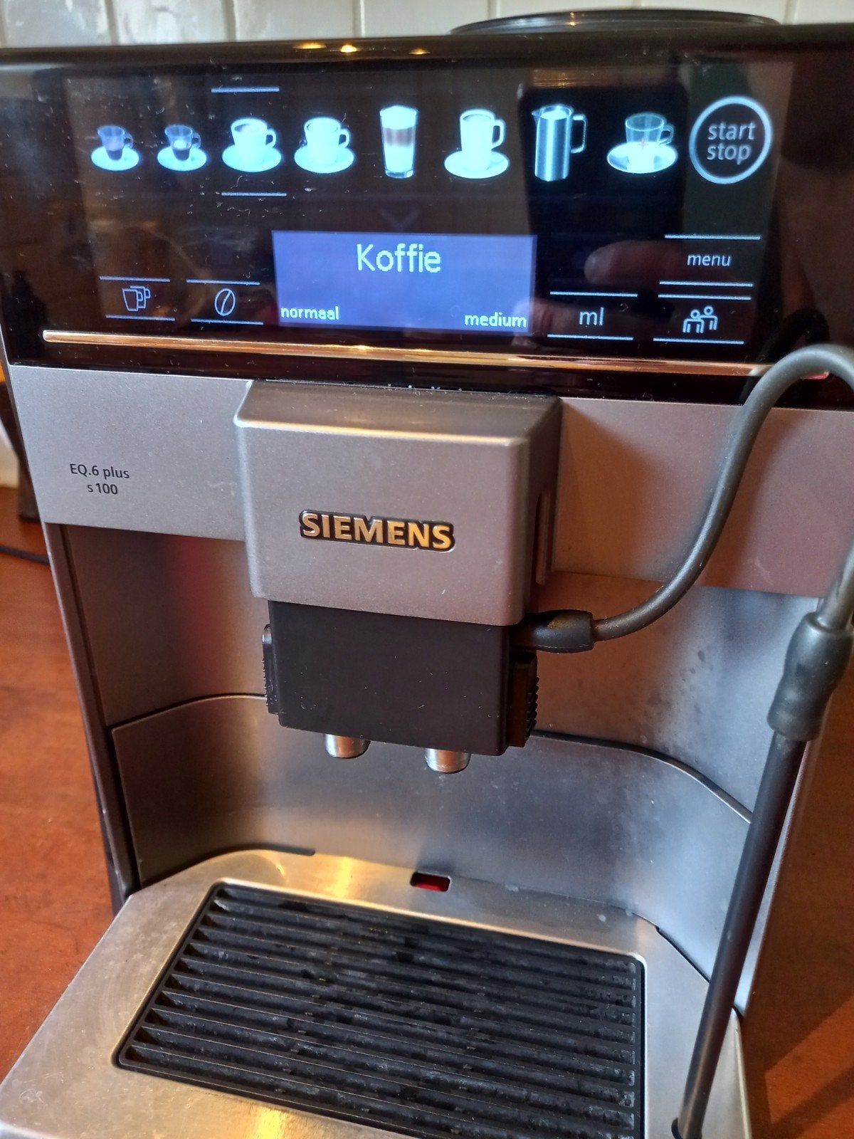 Siemens EQ.6 plus s100 koffiemachine, Witgoed en Apparatuur, Ophalen, Gebruikt, Koffiemachine