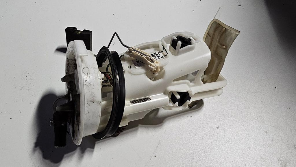 Brandstofpomp Benzinepomp BMW 3 Serie E46 16146766942 676694, Gebruikt, -, Ophalen of Verzenden, -