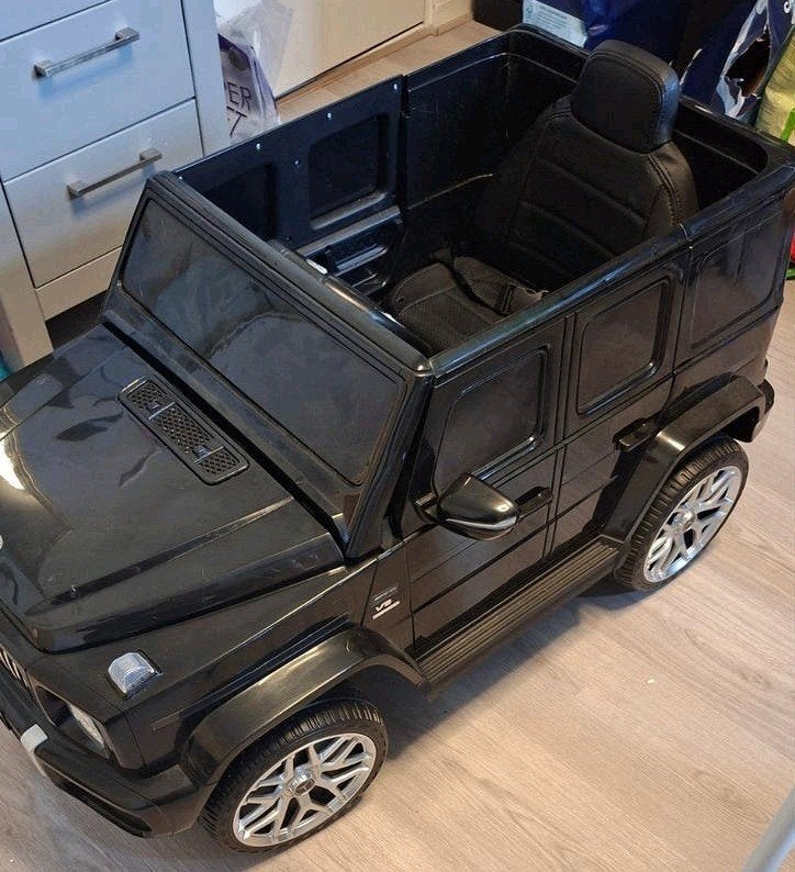 Mercedes AMG Kinder Elektrische Auto, Kinderen en Baby's, Ophalen, Zo goed als nieuw