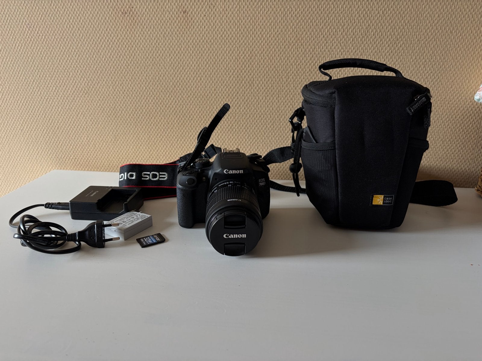 Canon EOS 700D Spiegelreflexcamera met accessoires, Ingebouwde flitser, Spiegelreflex, Canon, Ophalen of Verzenden
