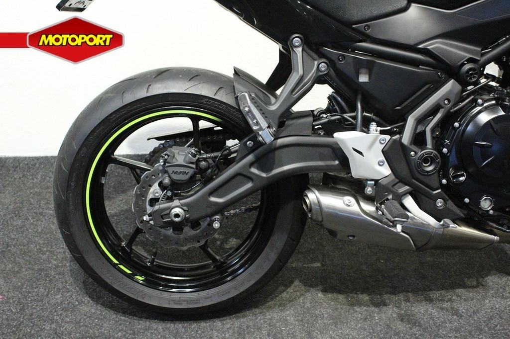 Kawasaki Z650 ABS, Motoren, Motoren | Kawasaki, Bedrijf, Naked bike