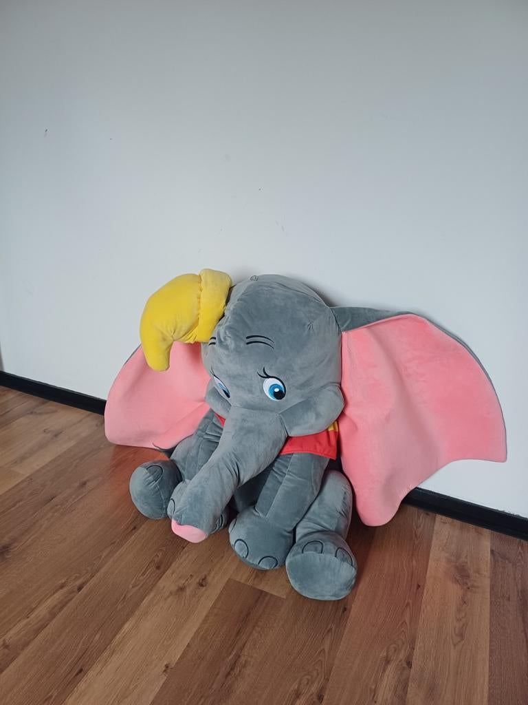 Grote Dombo knuffel, Kinderen en Baby's, Ophalen of Verzenden, Zo goed als nieuw, Overige typen