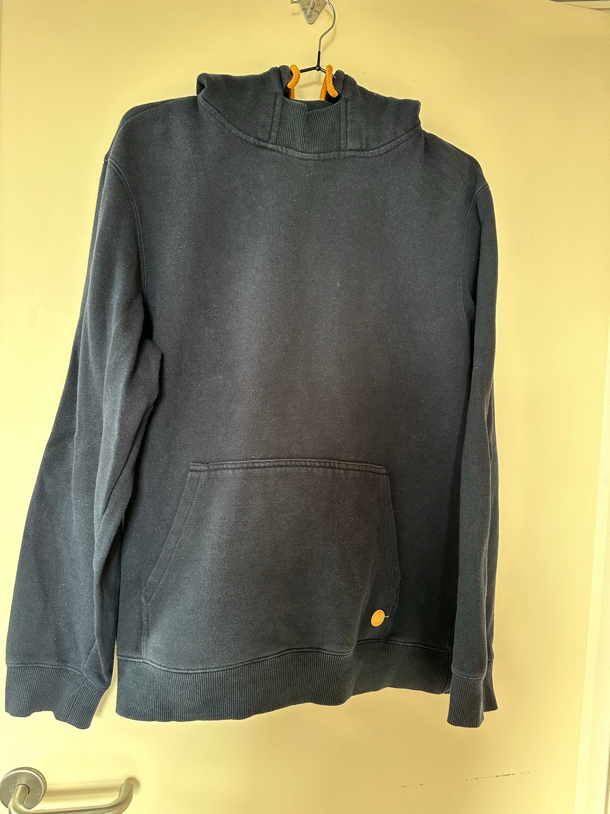 Donkerblauwe Pier One hoodie met oranje trekkoorden, Ophalen of Verzenden, Gedragen, Maat 48/50 (M), Blauw