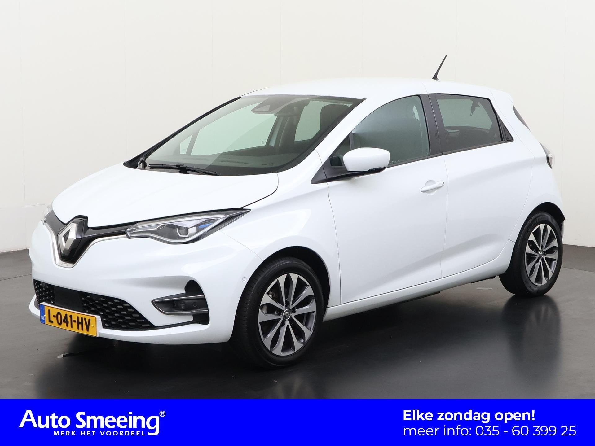 Renault ZOE R135 Intens 52 kWh | speciale Savas by Konic sto, Auto's, Renault, 12 maanden, 136 pk, Gebruikt, Wit