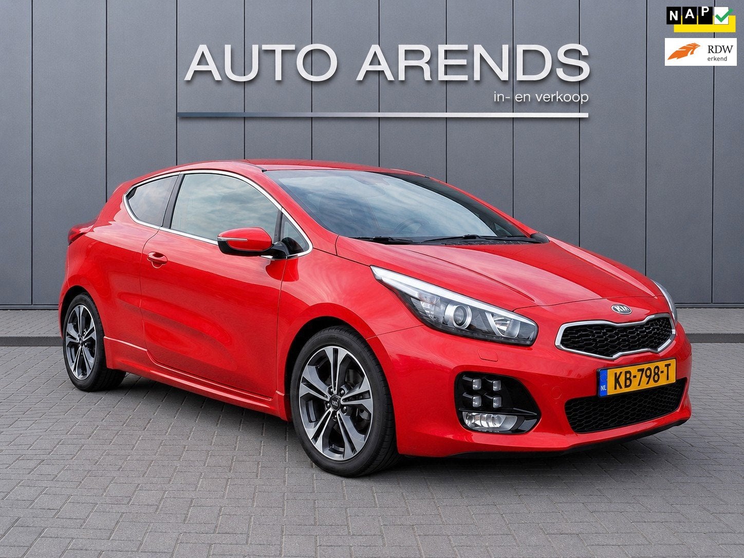 Kia Pro_cee'd 1.0 T-GDi GT-Line |Clima |Camera| Navi |Cruise, Auto's, Voorwielaandrijving, Dealer onderhouden, Gebruikt, Euro 6