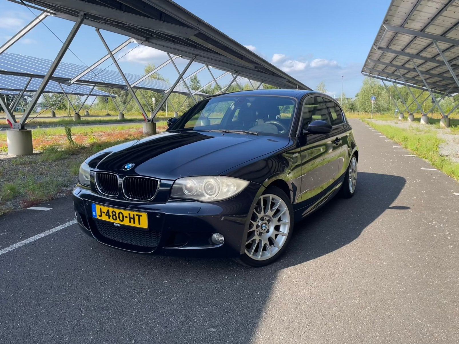 BMW 120i E81 Limited Sport Edition – M-pakket – schuifdak, 1-Serie, Achterwielaandrijving, 1995 cc, Zwart