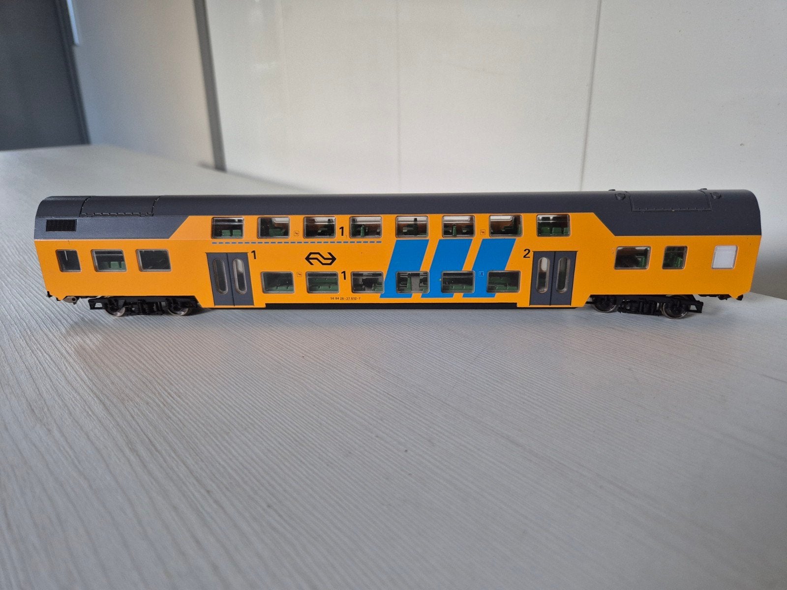 2 Piko H0 NS dubbeldek rijtuigen, Gebruikt, Gelijkstroom, Wagon, NS