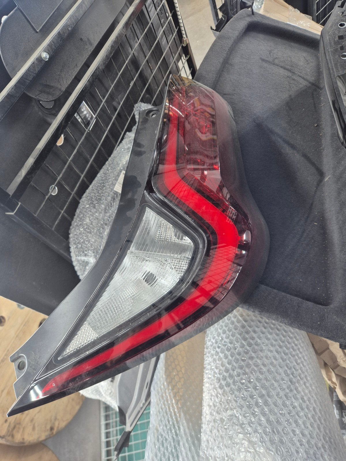 toyota aygo x achterlicht, Ophalen