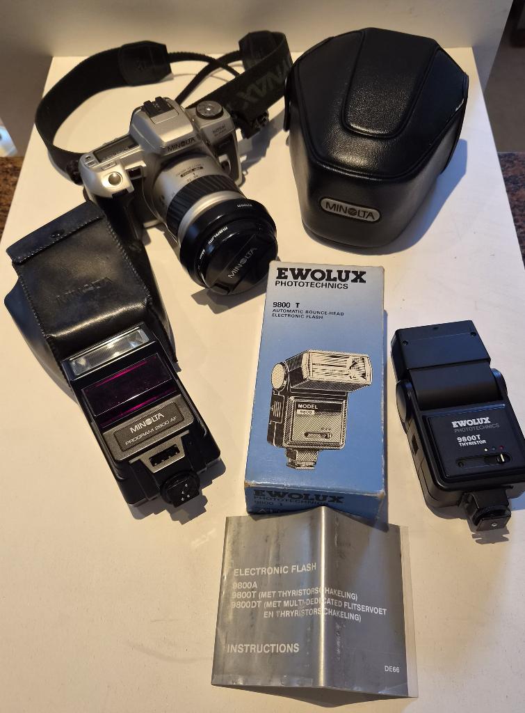 Complete Minolta Dynax set+2 flitsers | analoge camera, Audio, Tv en Foto, Fotocamera's Analoog, Ophalen, Gebruikt, Spiegelreflex
