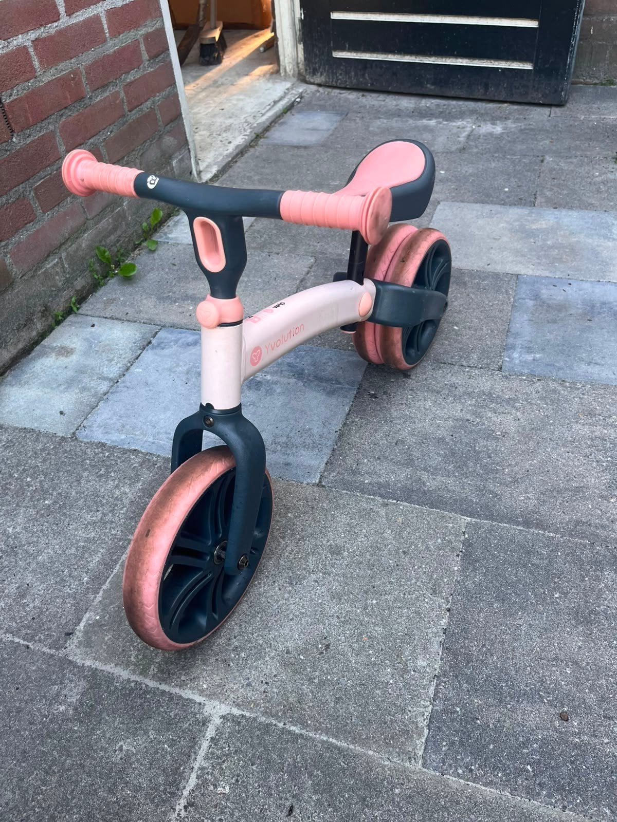 Roze loopfiets - goed voor motorische ontwikkeling, Ophalen, Gebruikt, Loopfiets