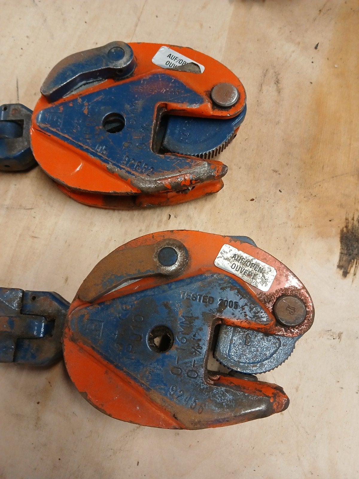 2x platenklem hijsklem, Ophalen, Zo goed als nieuw