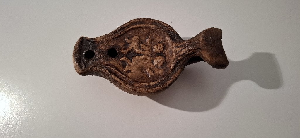 Romeinse terracotta olielamp, Antiek en Kunst, Antiek | Keramiek en Aardewerk, Verzenden