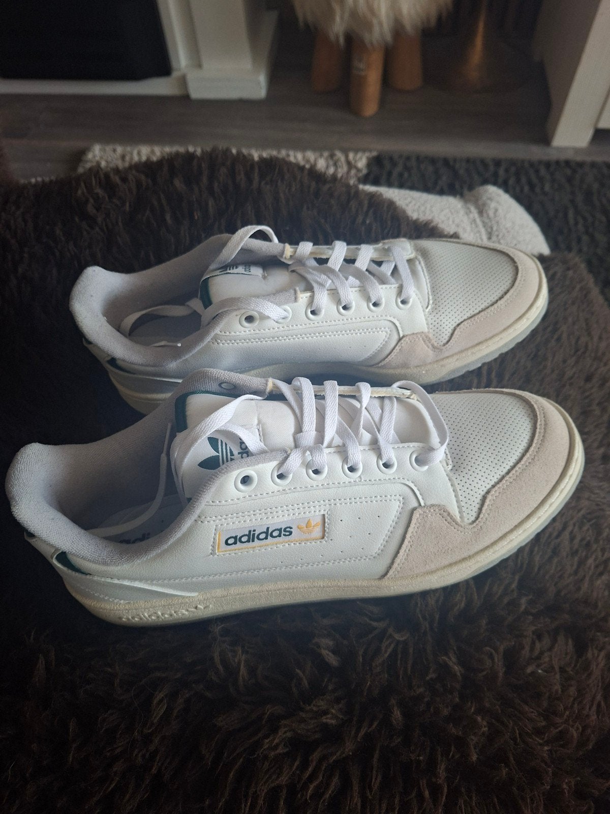 Nieuwe witte Adidas NY 90 Sneakers, gympen. Maat 46, Kleding | Heren, Schoenen, Wit, Nieuw, Ophalen of Verzenden, Sneakers of Gympen