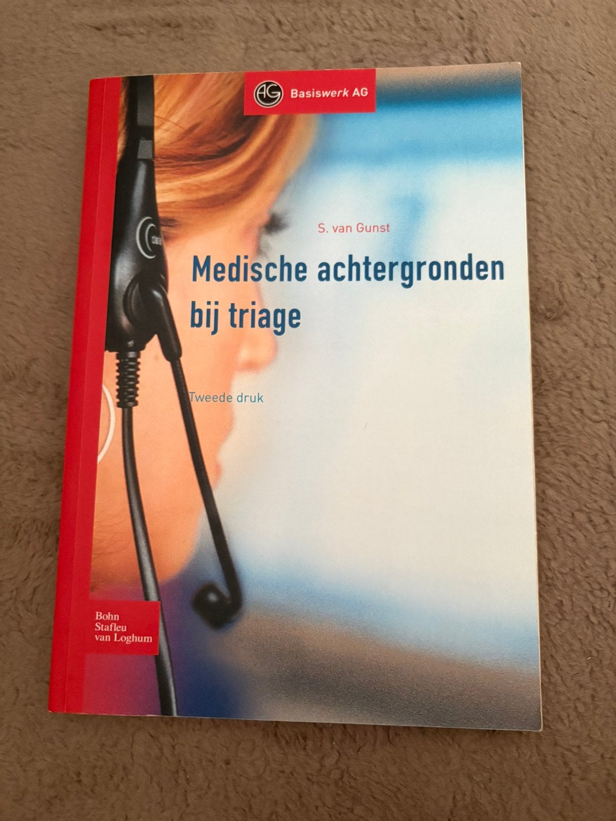 Medische achtergronden bij triage, Ophalen of Verzenden, Beta, Zo goed als nieuw, MBO