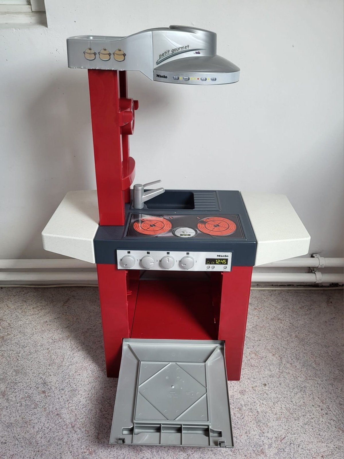 Miele petit gourmet kinderkeuken 69x33x95 cm, Ophalen, Zo goed als nieuw, Kunststof