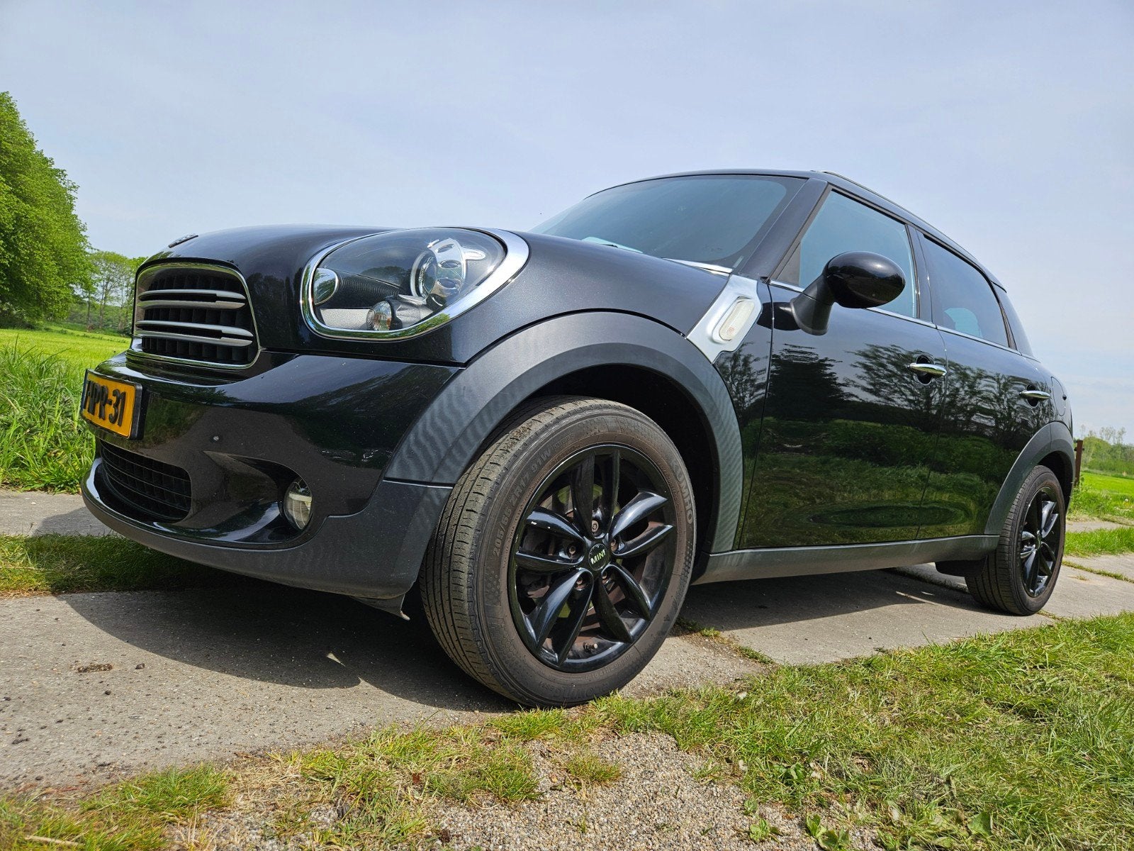 Mini Countryman 1.6 Cooper 2014 Zwart. 187.000 km, Auto's, Voorwielaandrijving, Origineel Nederlands, Particulier, SUV of Terreinwagen