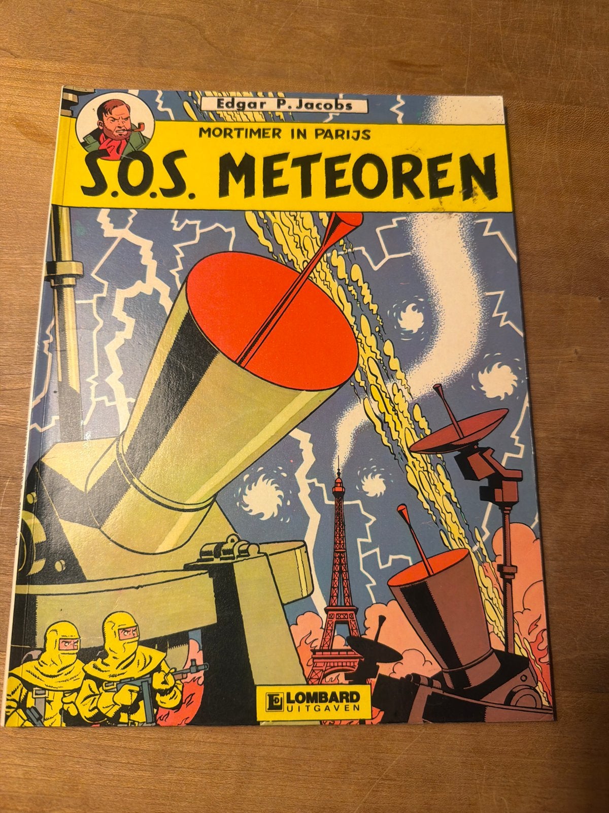 S.O.S. Meteoren - Edgar P. Jacobs - Mortimer in Parijs, Eén stripboek, Ophalen of Verzenden, Gelezen