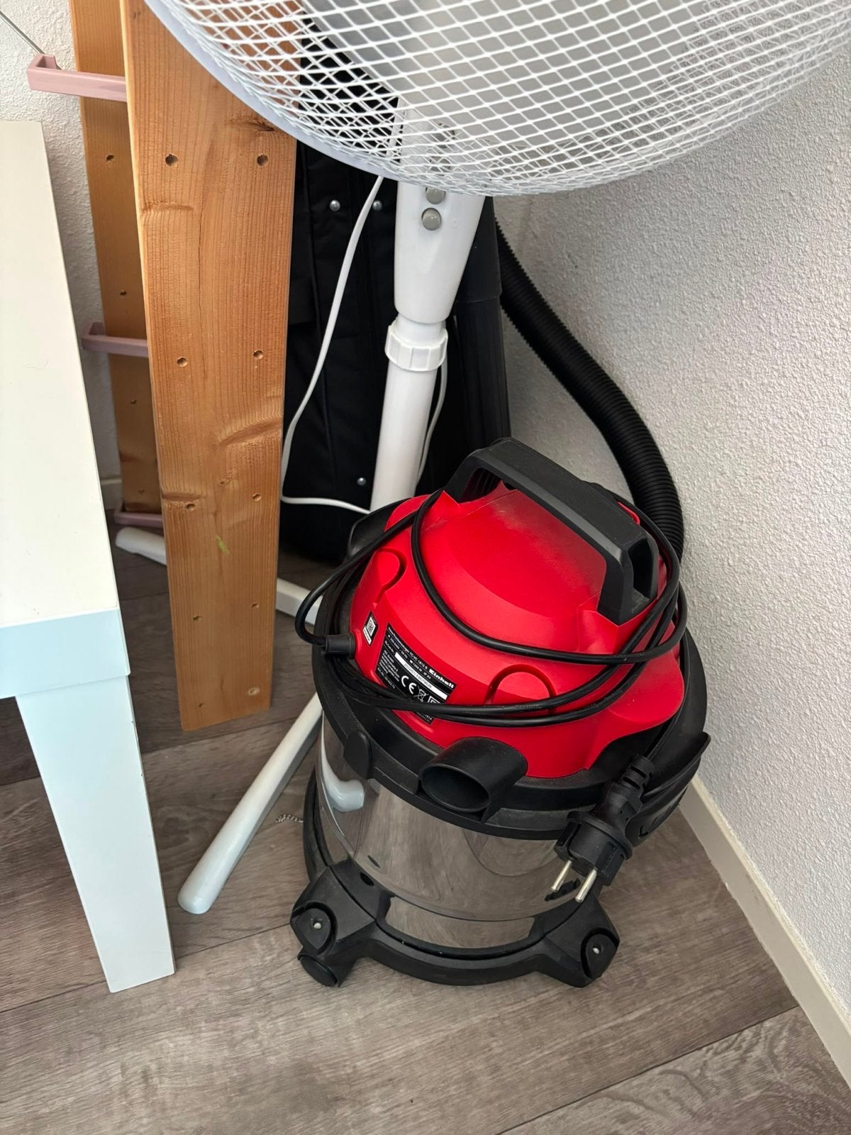 Einhell TC-VC 1812 S nat- en droogzuiger, Ophalen, Gebruikt, 1200 tot 1600 watt