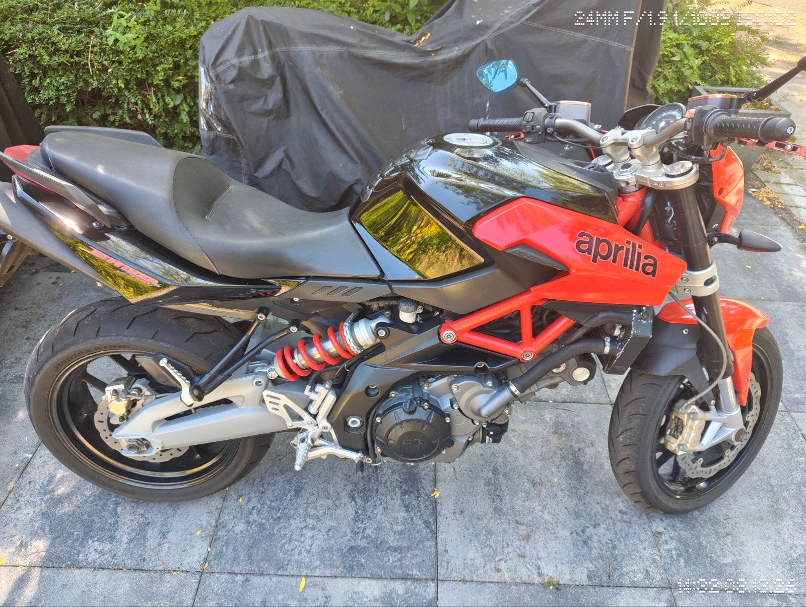 Aprilia Shiver 750 - 2013, 2 cilinders, Gebruikt, Particulier, Meer dan 35 kW