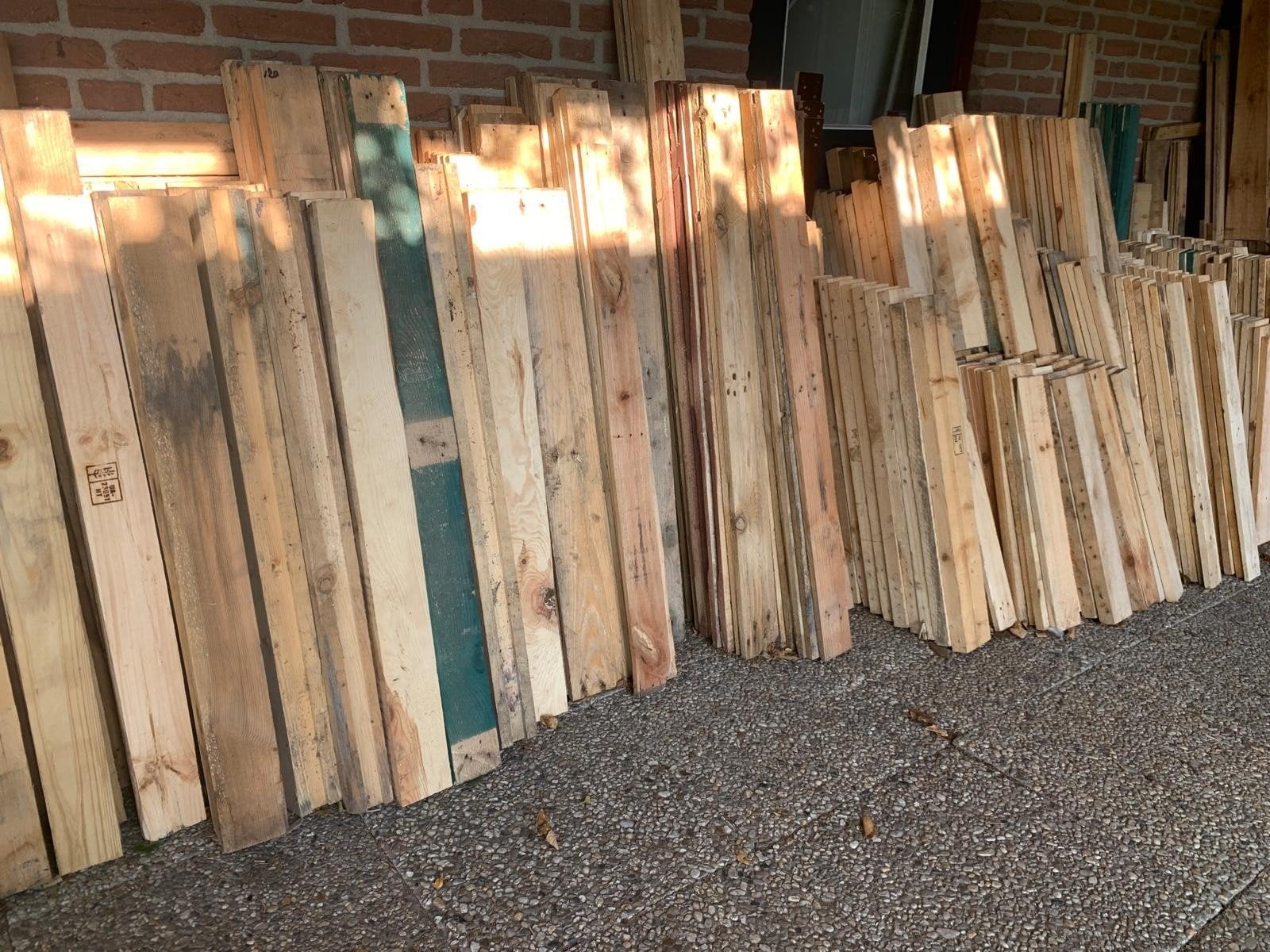 Diverse maten pallethouten planken, Doe-het-zelf en Verbouw, Hout en Planken, Ophalen, Gebruikt, Overige houtsoorten, Plank
