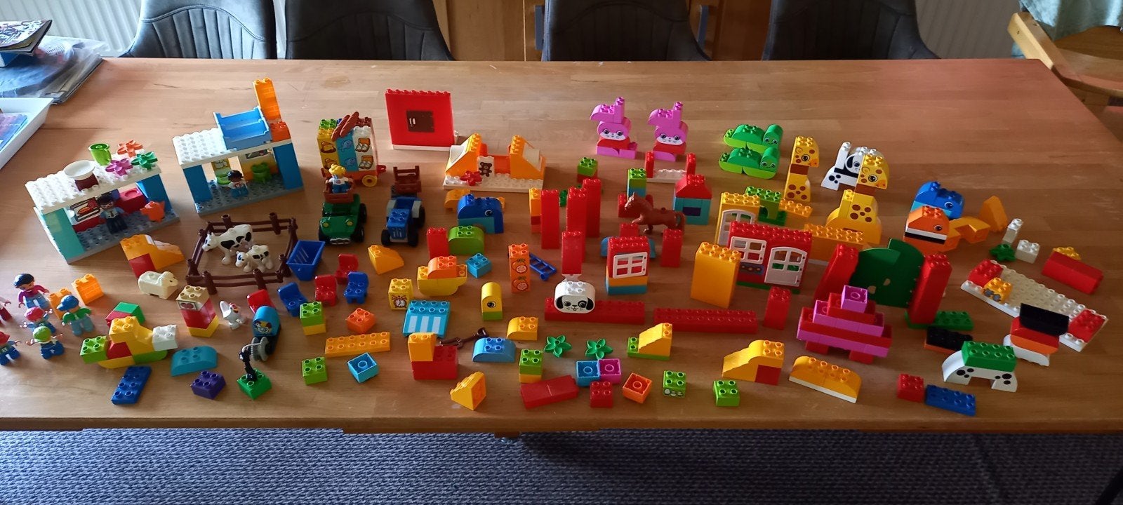 Heel veel duplo o.a boerderij, dorp en dieren, Ophalen, Gebruikt, Duplo