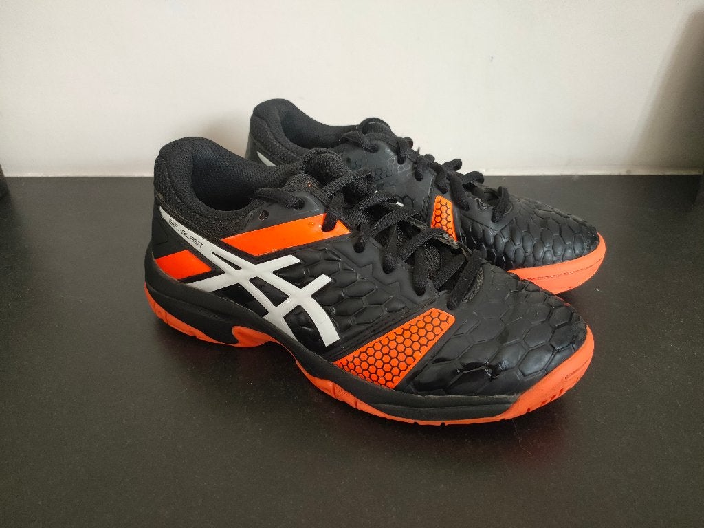 Asics sportschoenen Gel-Blast 7 - maat 33, Kinderen en Baby's, Kinderkleding | Schoenen en Sokken, Zo goed als nieuw, Sportschoenen