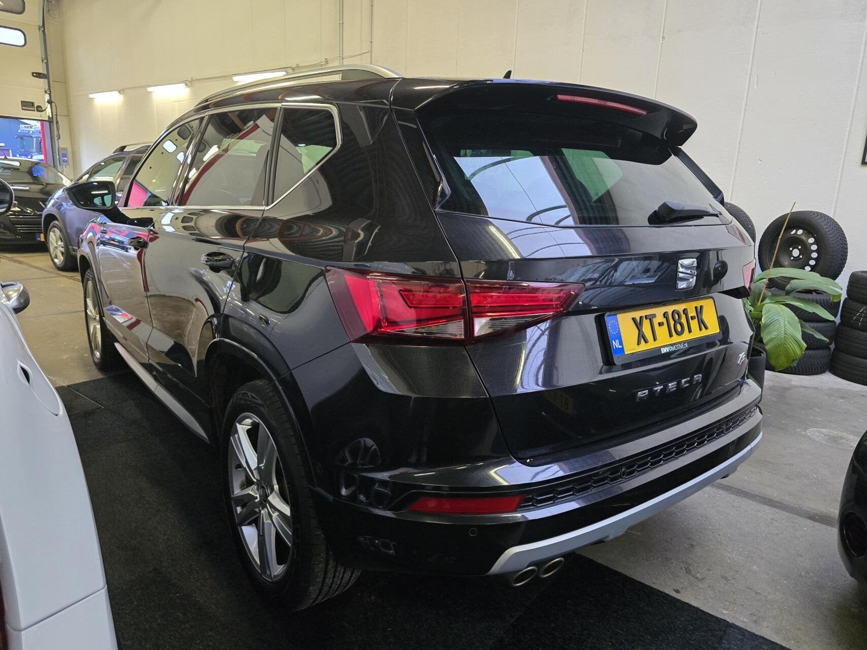 Seat Ateca 1.5 TSI FR Business Intense LED/360 Cam/Keyless, Auto's, Voorwielaandrijving, 4 cilinders, Zwart, Origineel Nederlands