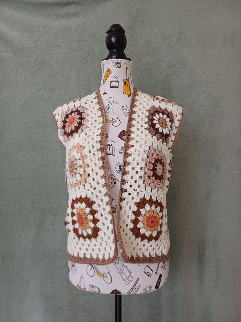 Gehaakt mouwloos vest/gilet/hesje (granny square ), Maat 38/40 (M), Nieuw, Ophalen of Verzenden, Overige thema's