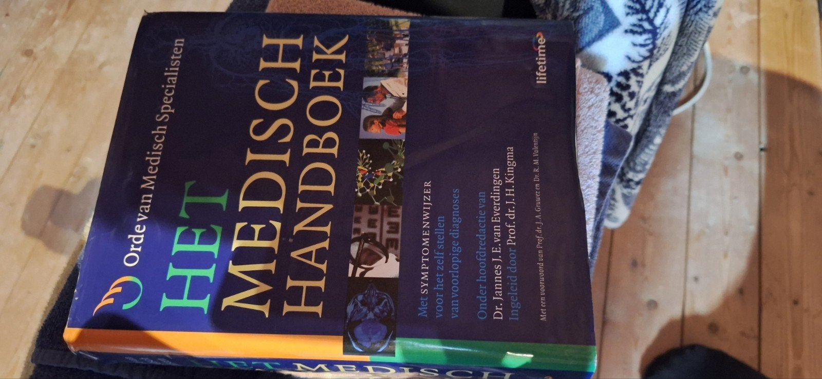 Het Medisch Handboek - Orde van Medisch Specialisten, Dr. J.J.E. van Everdingen, Zo goed als nieuw, Beta, HBO