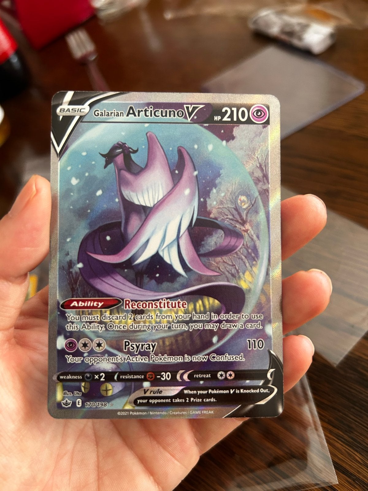 Galarian Articuno V (Full Art) - Pokémon Kaart, Ophalen of Verzenden, Zo goed als nieuw, Losse kaart, Foil