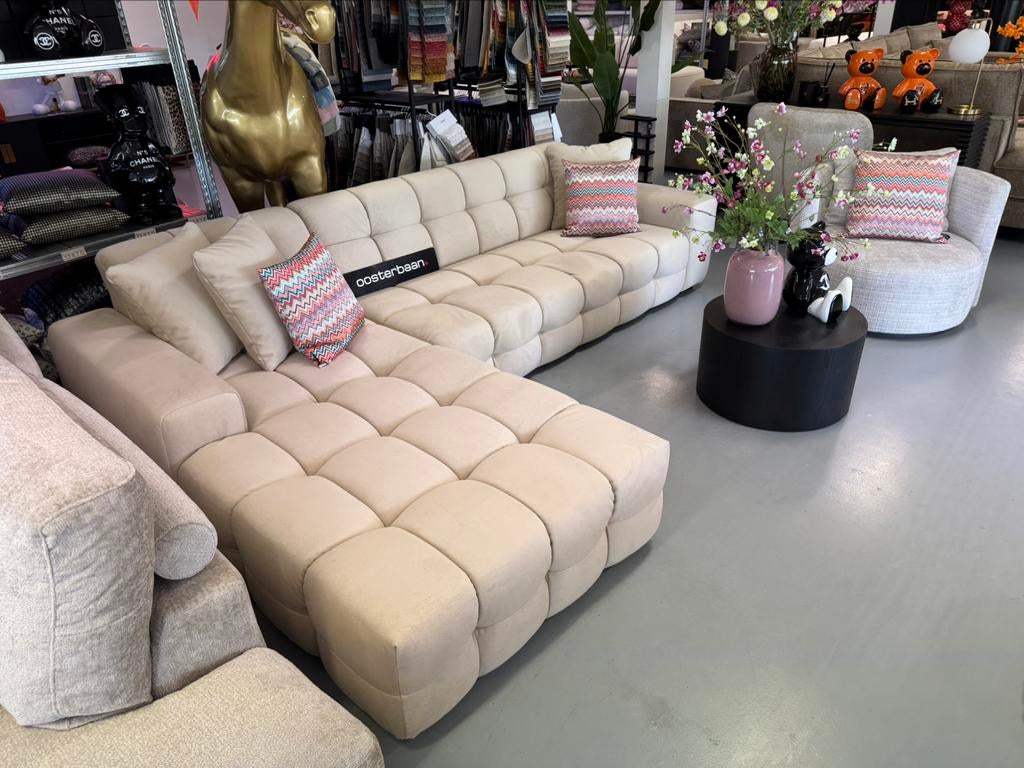 Luxe Loungebank Yently 200x300cm NIEUW - UNIEK - NEW, 250 tot 300 cm, Info@oosterbaanwonen.nl, Venus 31 8448CE Heerenveen, Hoekbank